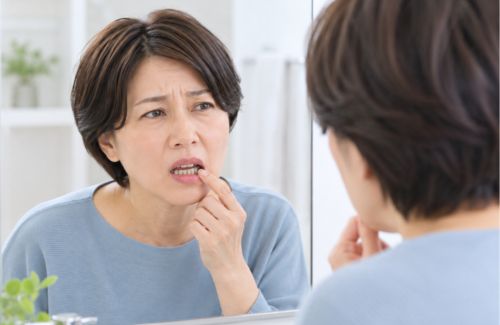 歯がグラグラするのはなぜ？原因と治療法を解説